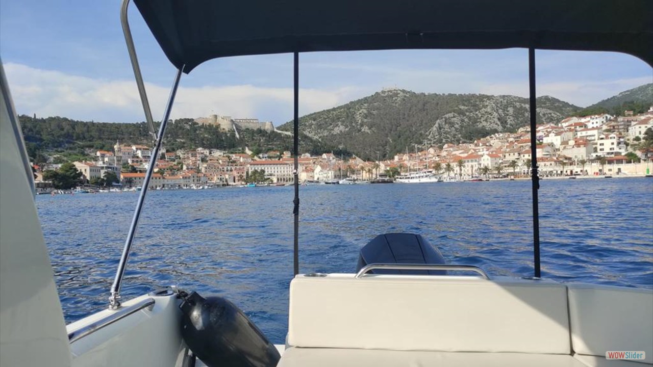 a8264d12-c068-4cbc-961c-548648b02f1b