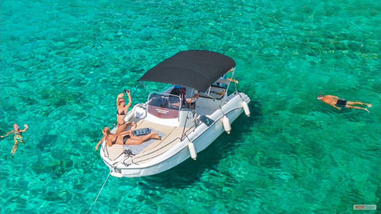 Beneteau Flyer 6.6 Sundeck Rental Trogir Croatia