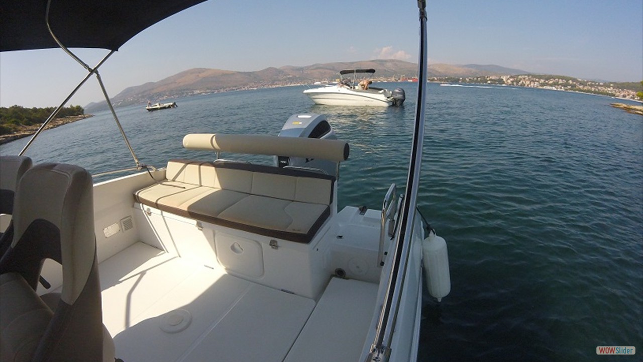 Beneteau Flyer Sundeck rent a boat Croatia Split Trogir Solta Brac