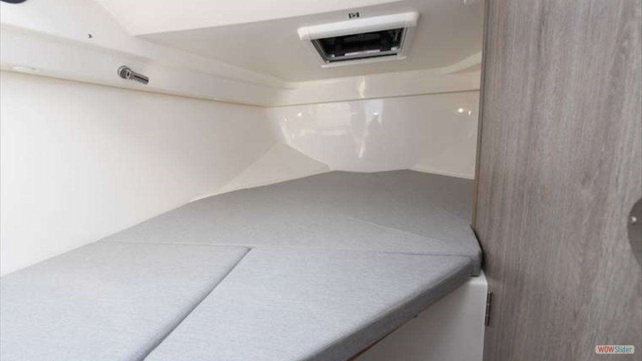 quicksilver-activ-675-weekend-boat-sleep-trogir-airportsplit